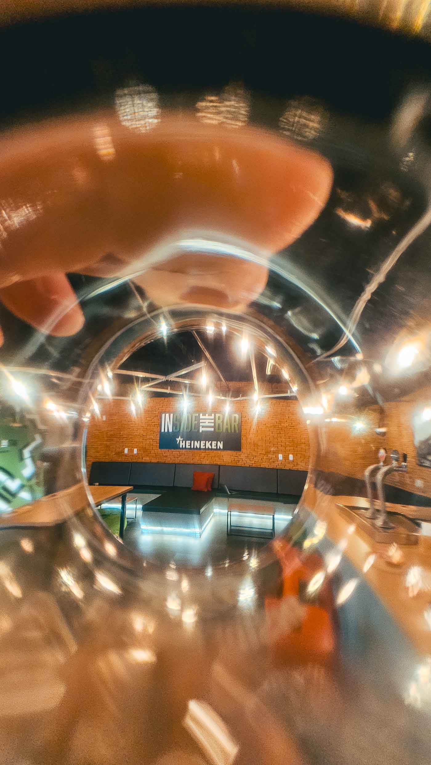 Visão dentro da garrafa